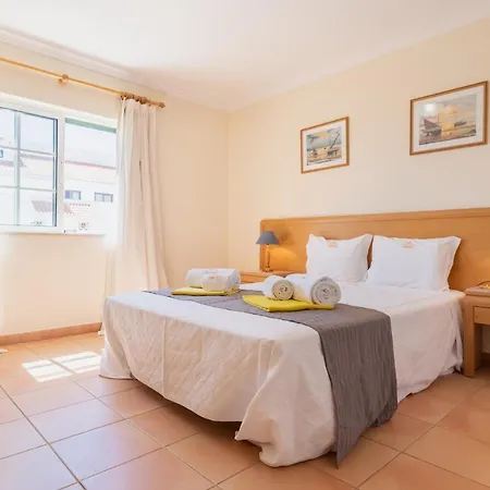 Apartment Duplex Mar A Vista, Com Piscina E Linda Vista Mar, A 600m Da Praia!