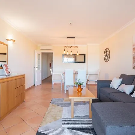 Duplex Mar A Vista, Com Piscina E Linda Vista Mar, A 600m Da Praia! Portimao